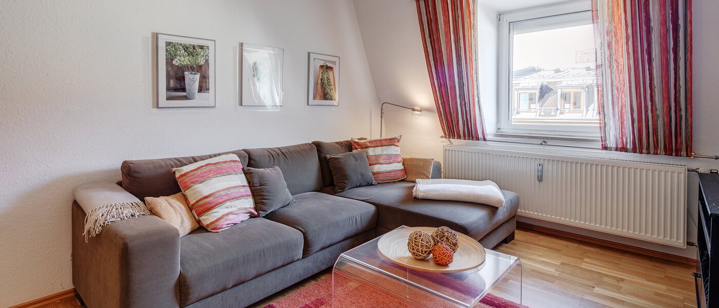 Плосък München Maxvorstadt - Westen 02 Дневна зона 782