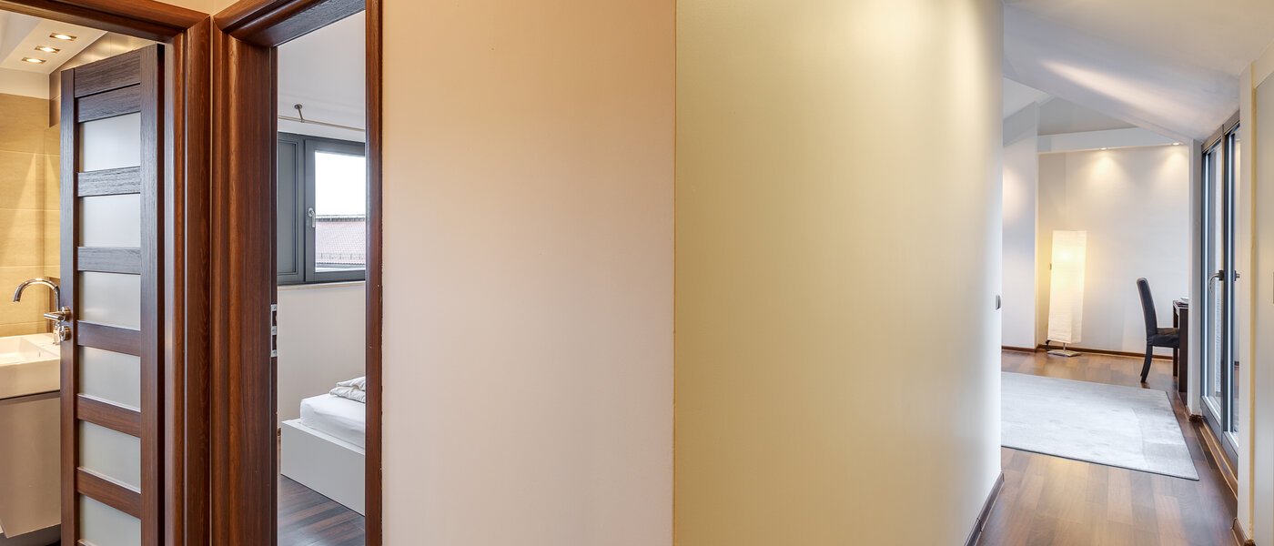 Flad Taufkirchen 02 Korridor/gang 7869