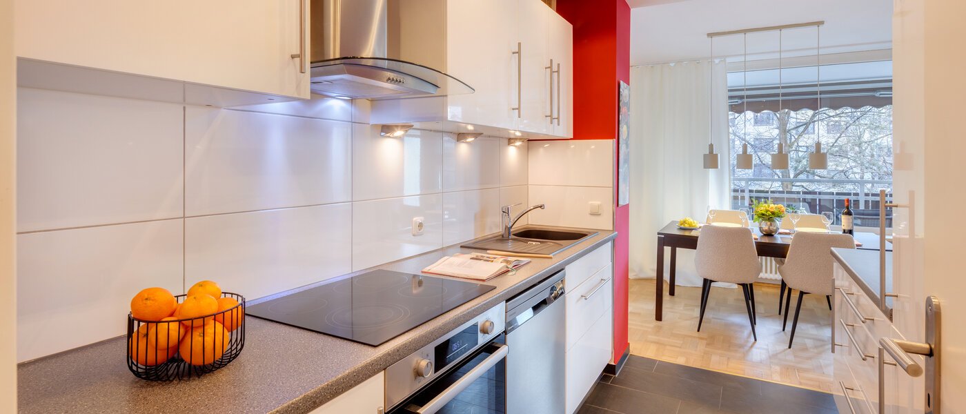 Ravna stran München Haidhausen 03 Kuhinja 7905