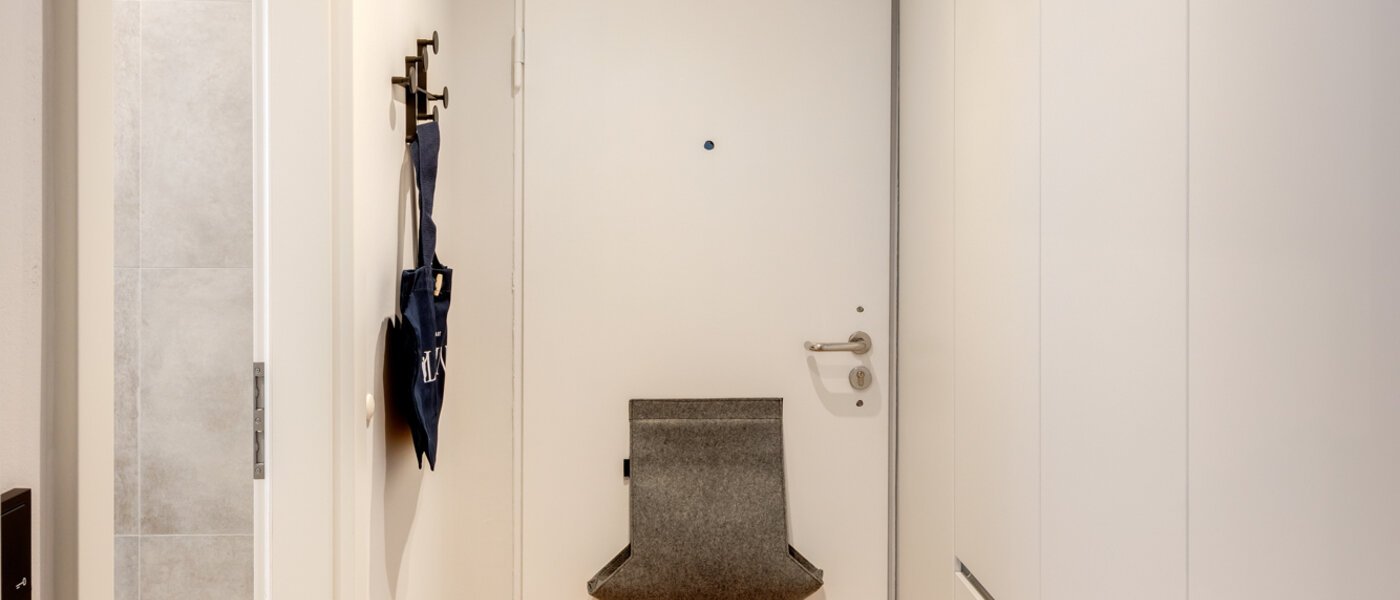 Plat München Neuhausen 01 Gang/hal 7952