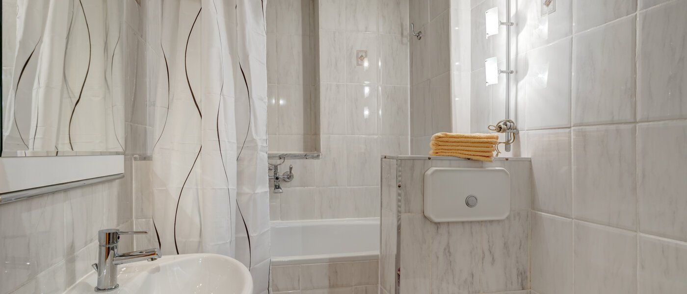 Ploché München Maxvorstadt - Museumsviertel 01 Koupelna 796