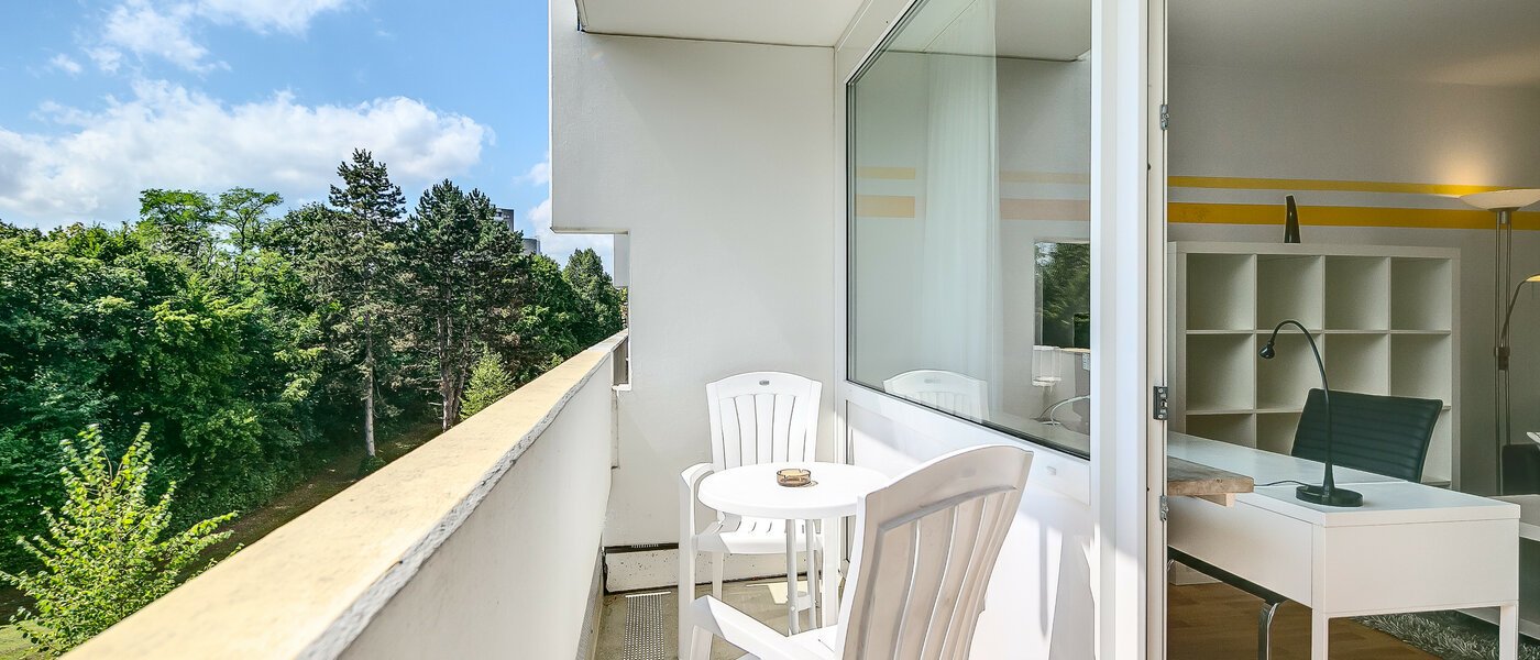 Platt München Obersendling 01 Balkong 7983