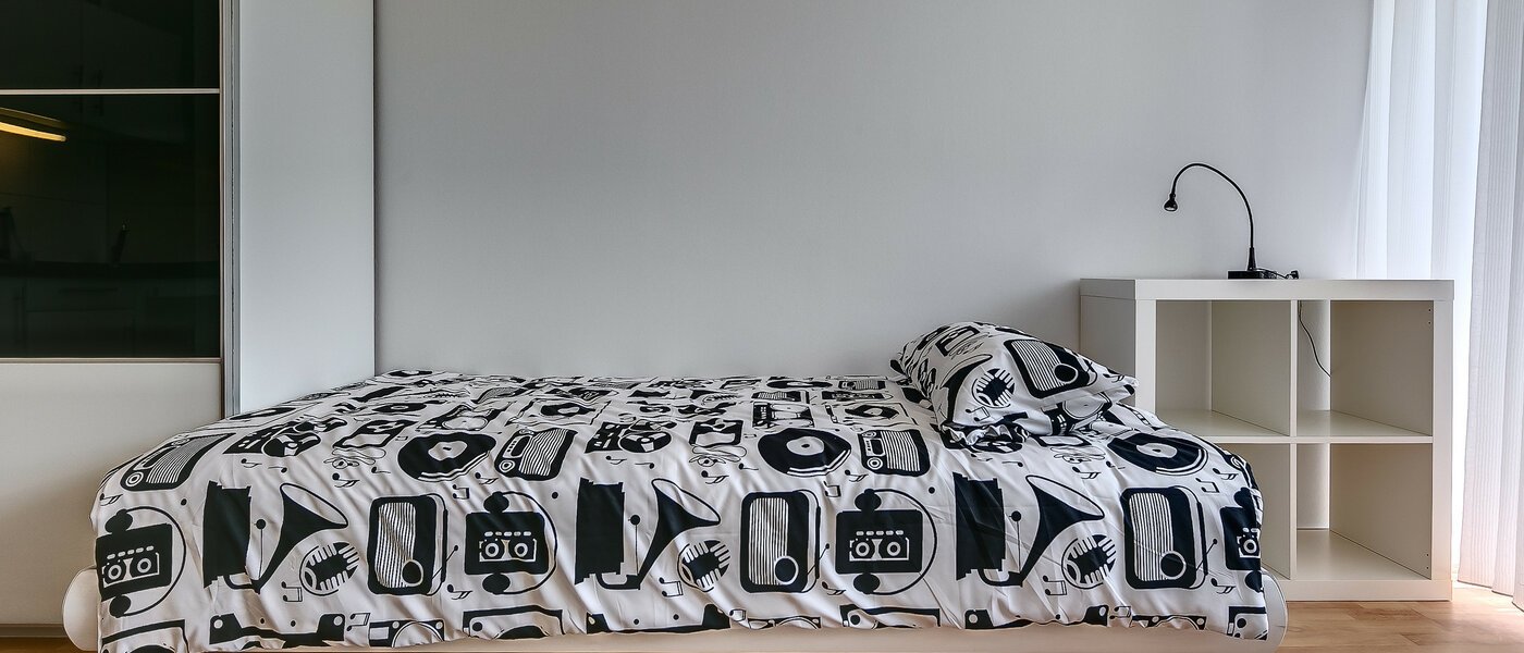 Platt München Obersendling 01 Sovande 7983