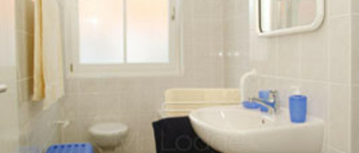 Casa geminada de esquina Freising 03 Casa de banho 8