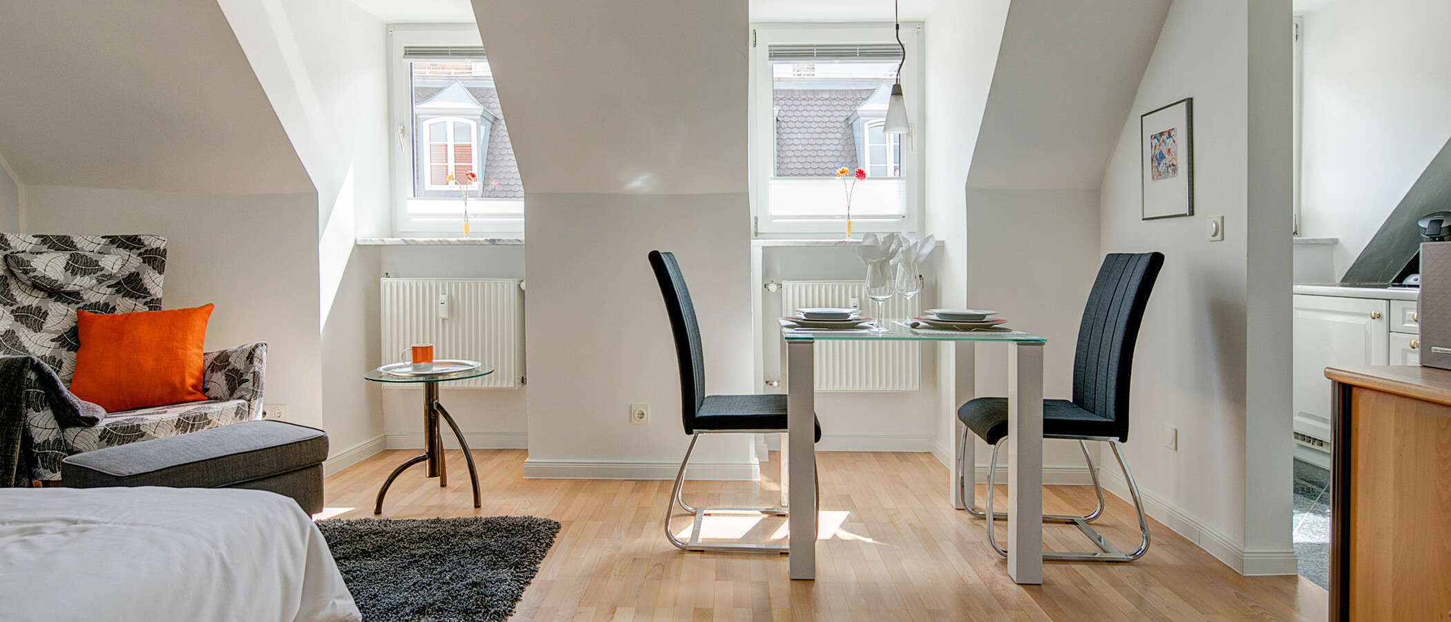 Таванско помещение München Altstadt 02 Living 8000