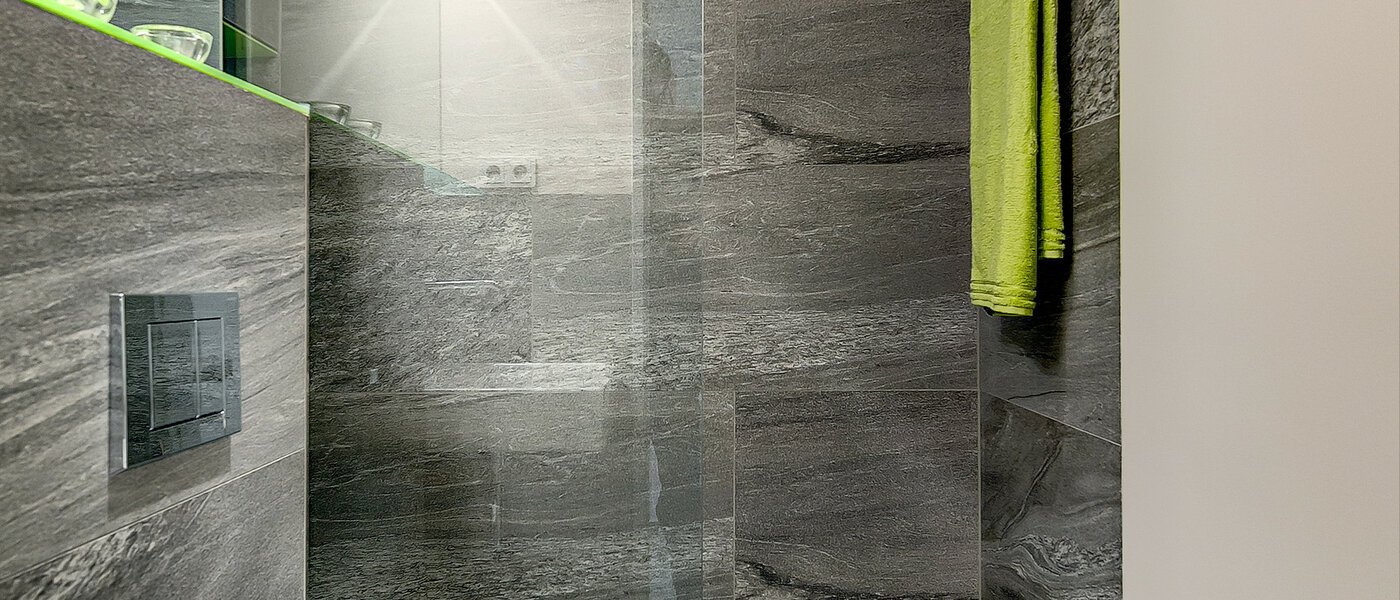 Ploché München Au-Haidhausen 01 Koupelna 8038