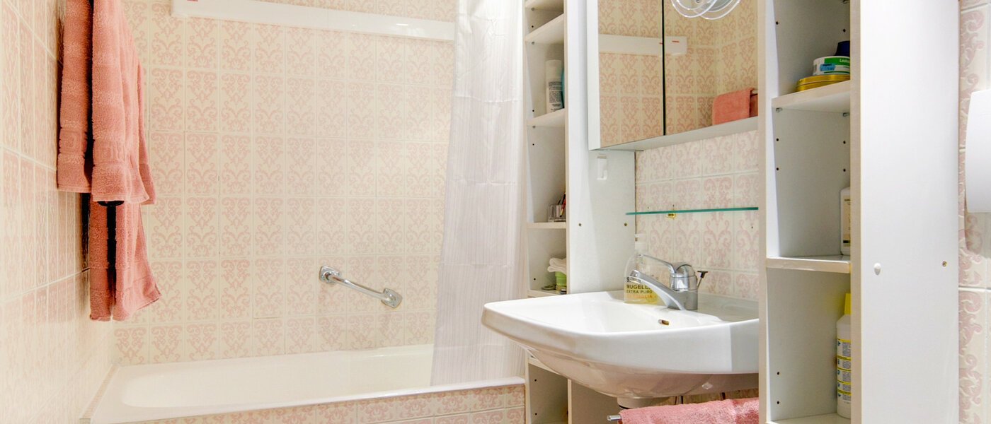 Ploché München Sendling-Westpark 01 Koupelna 8053