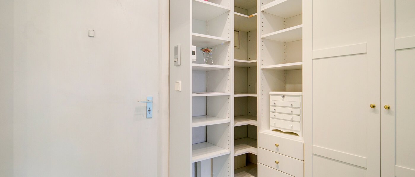 Ploché München Sendling-Westpark 02 Chodba/chodba 8053