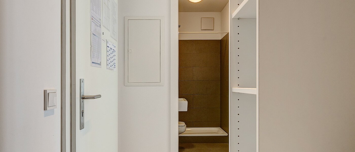 Плоский München Ludwigsvorstadt 01 Коридор/передпокій 8085