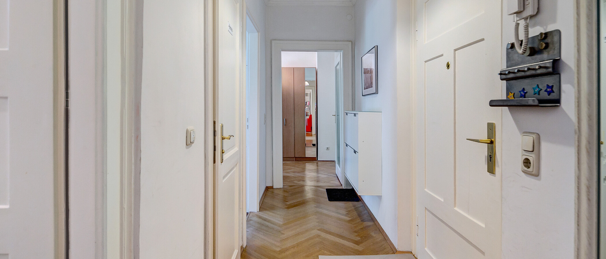 Ploché München Schwabing 02 Chodba/priestor 8088
