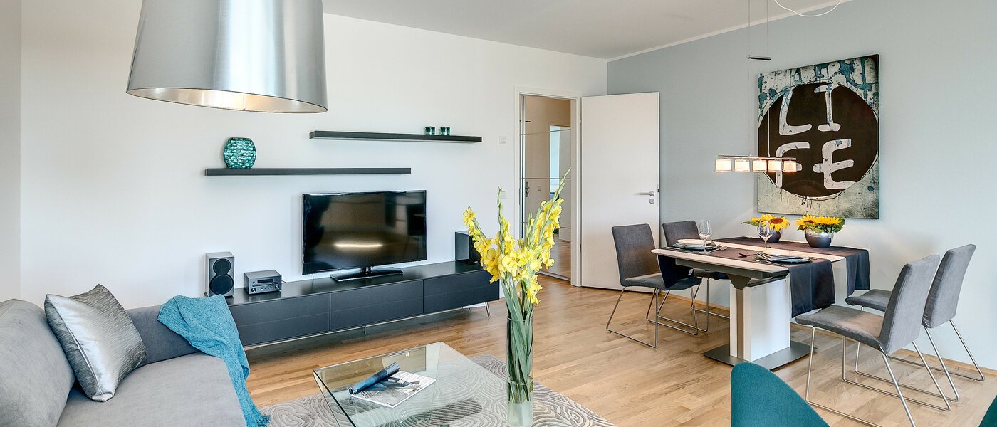 Flad München Nymphenburg 03 At leve 8090