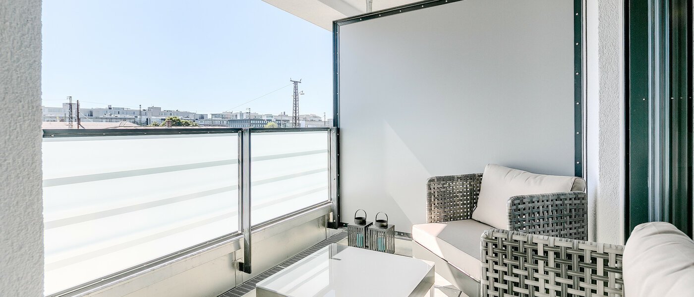 Flad München Nymphenburg 01 Balkon 8090