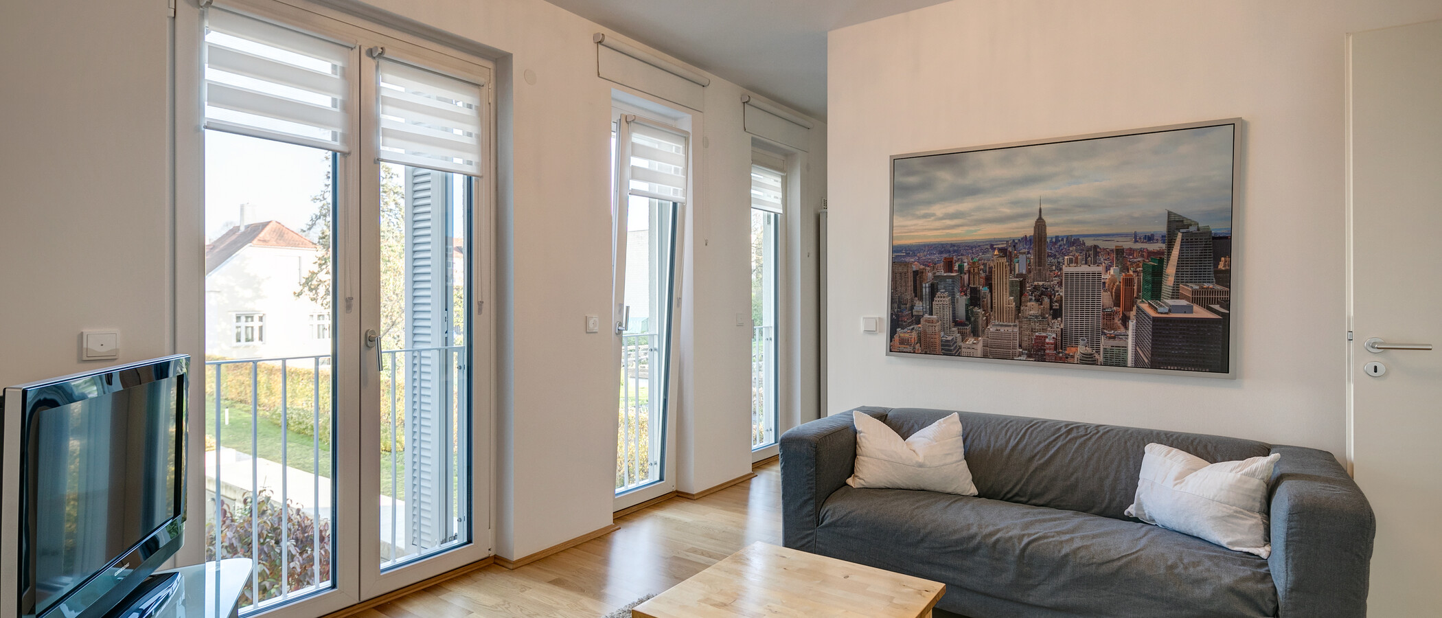 Lapos München Schwabing 01 Élő 8156
