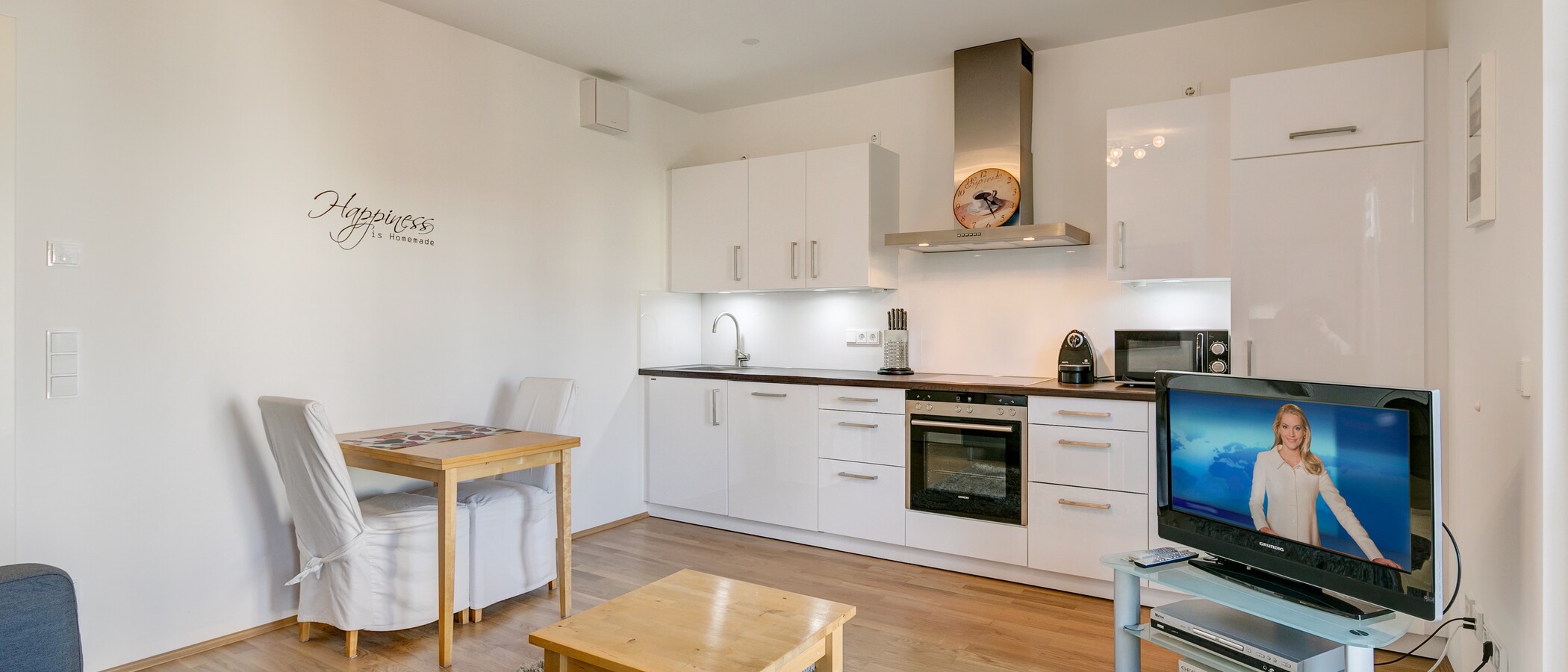 Lapos München Schwabing 03 Élő 8156