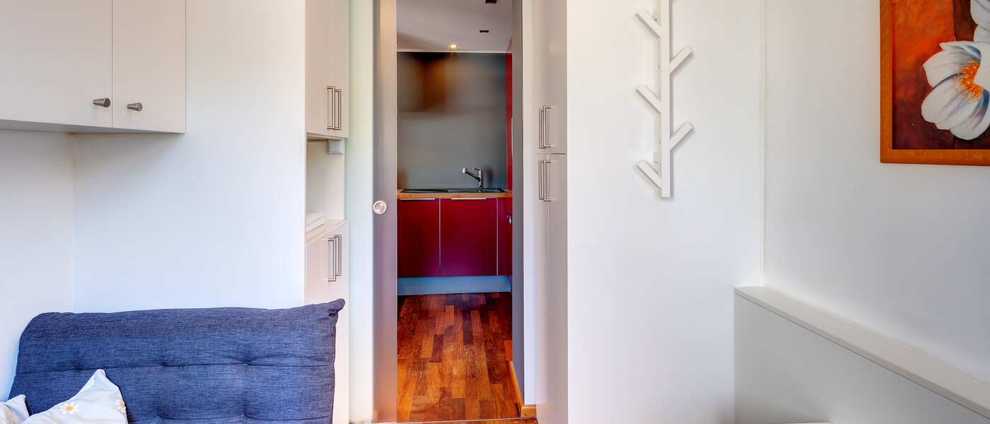 Çatı katı dairesi München Menterschwaige 03 Misafir odası 8181