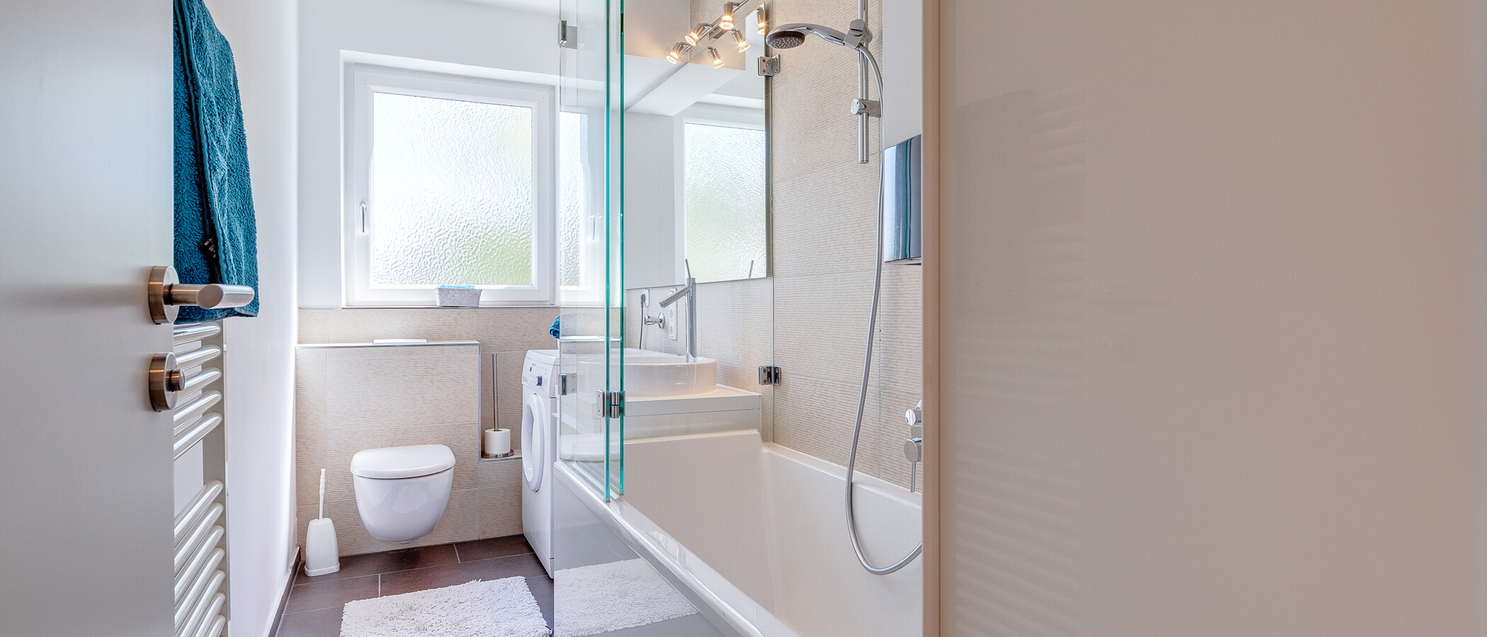 Lapos München Schwabing 01 Fürdőszoba 8204