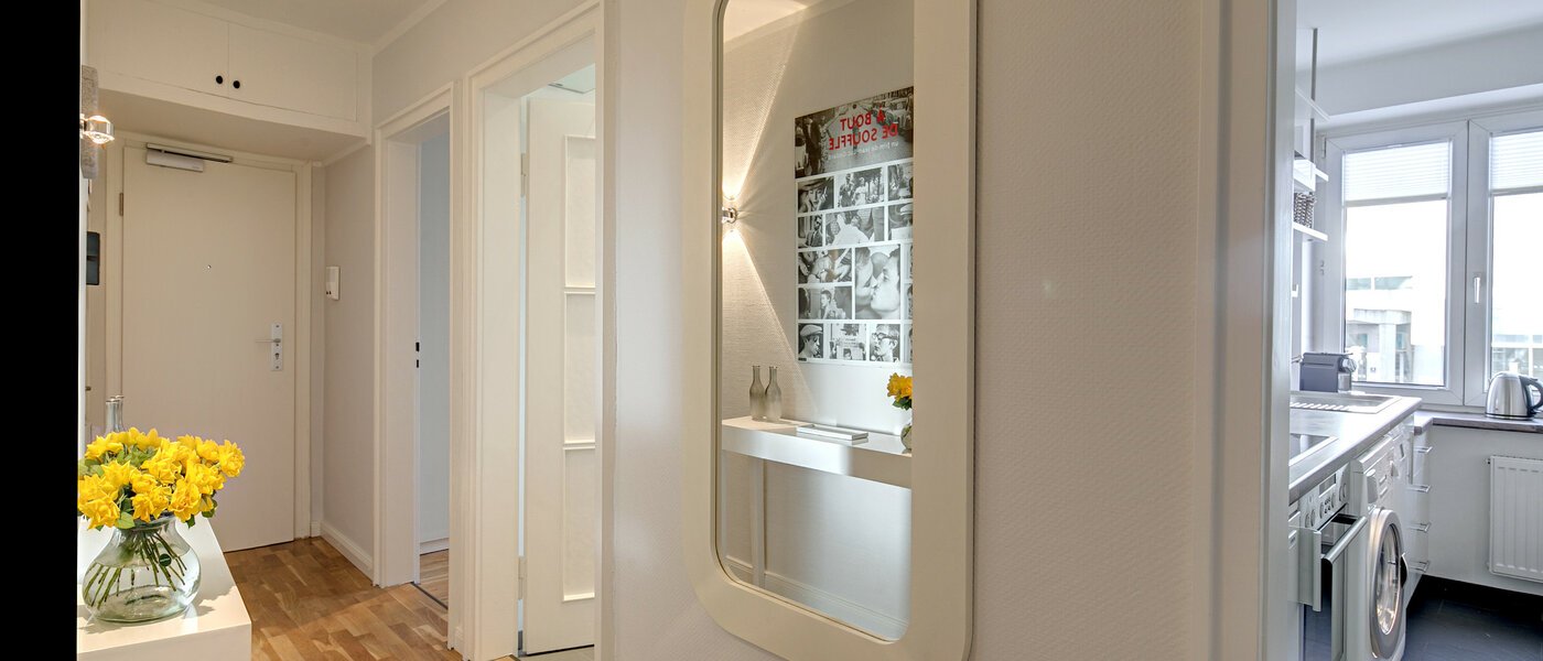 Ravna stran München Maxvorstadt - Universitätsviertel 03 Koridor/hodnik 8243