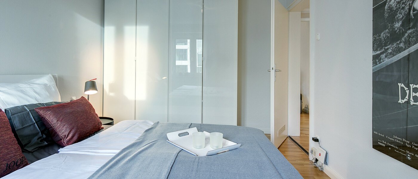 Ravna stran München Maxvorstadt - Universitätsviertel 04 Spanje 8243