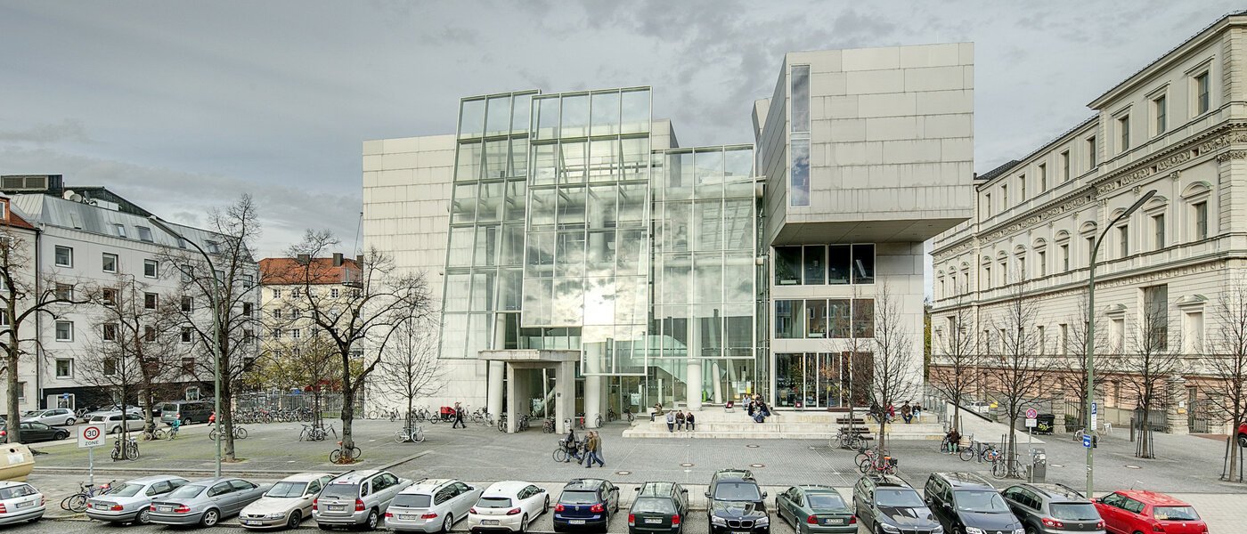 Ravna stran München Maxvorstadt - Universitätsviertel 02 Oglejte si 8243