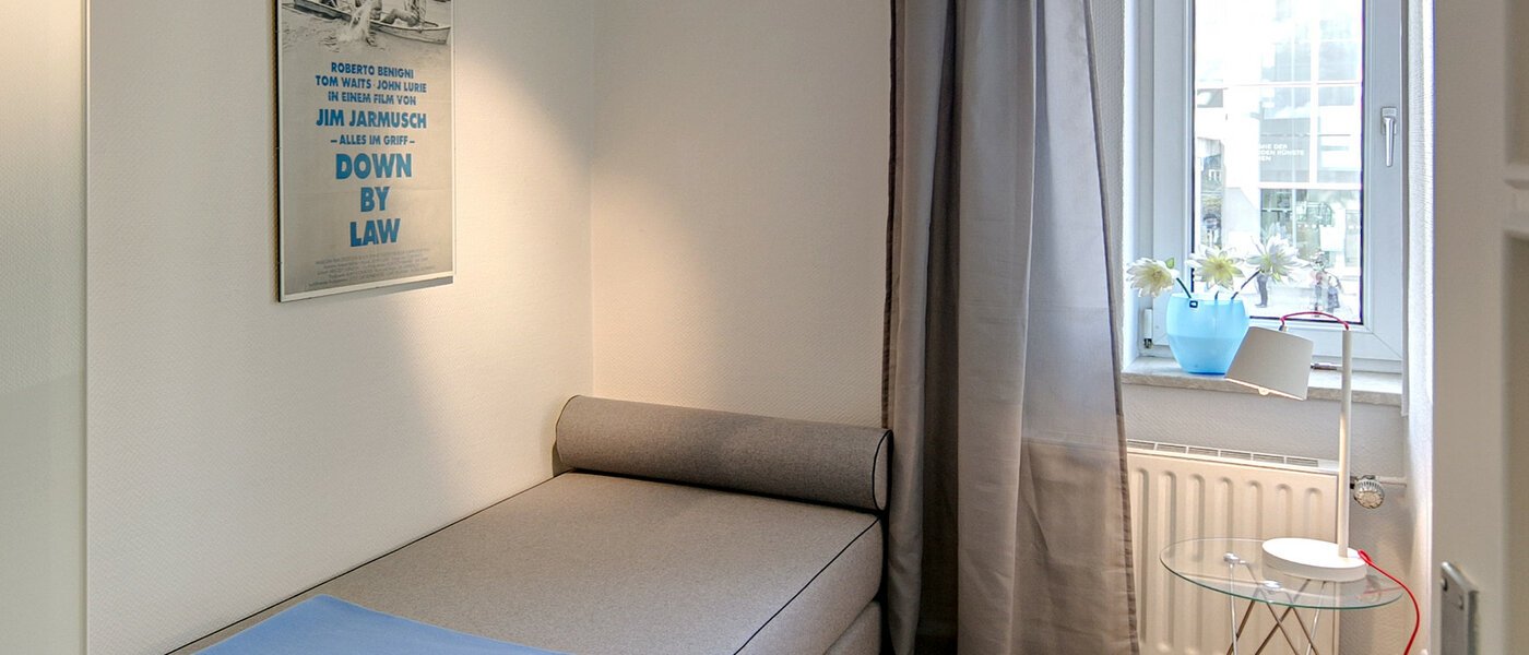 Ravna stran München Maxvorstadt - Universitätsviertel 03 Soba za goste 8243