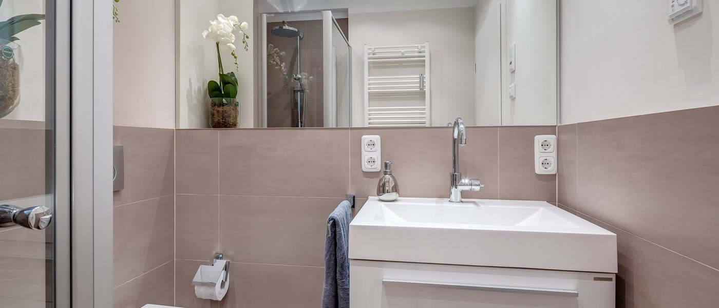 Płaski München Schwabing 01 Łazienka 8281