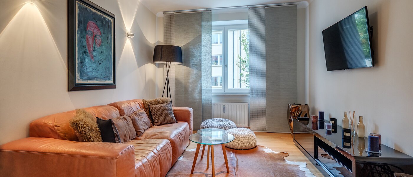 Płaski München Schwabing 01 Pokój dzienny 8281