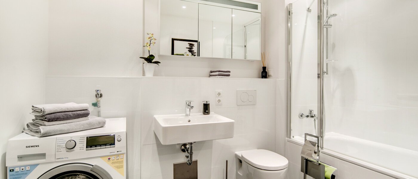 Płaski München Bogenhausen 01 Łazienka 8290