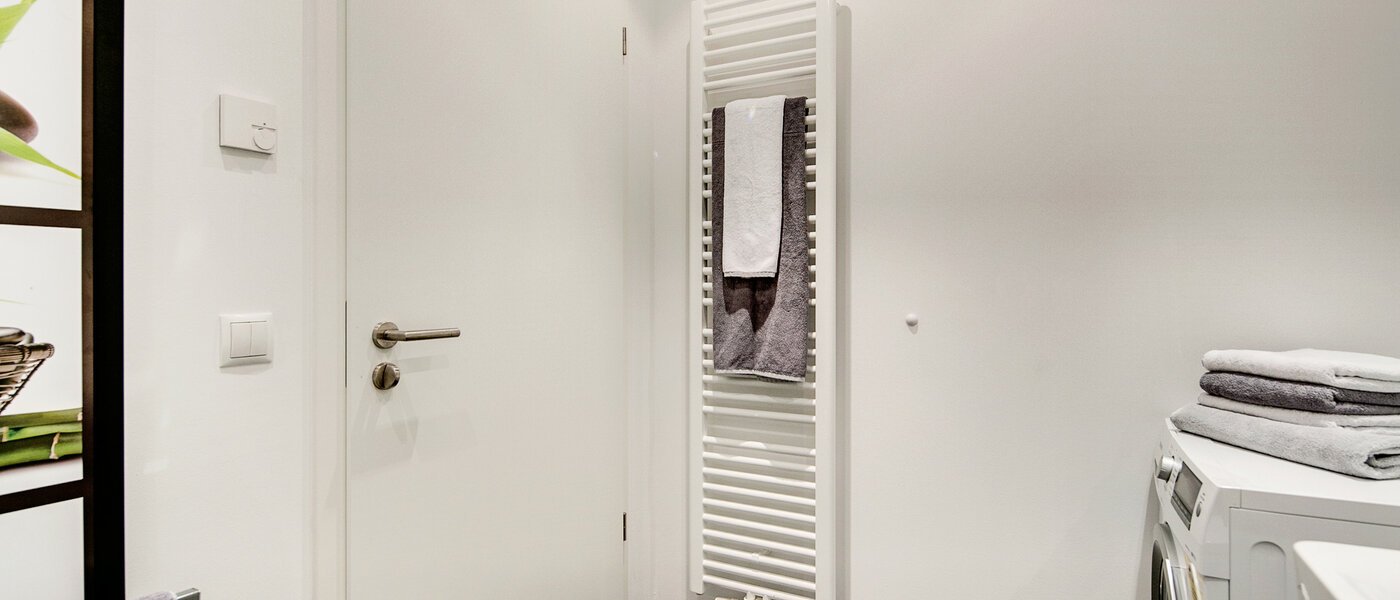 Płaski München Bogenhausen 03 Łazienka 8290