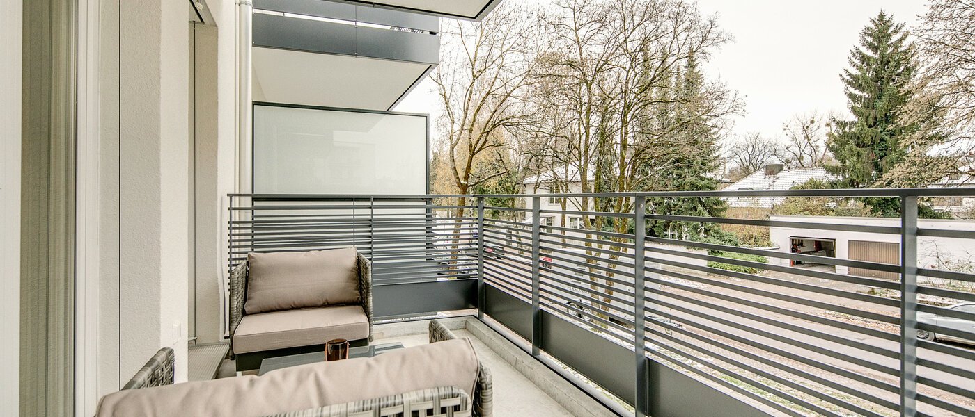 Płaski München Bogenhausen 01 Balkon 8290