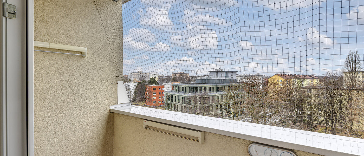 Płaski München Bogenhausen 01 Balkon 8368