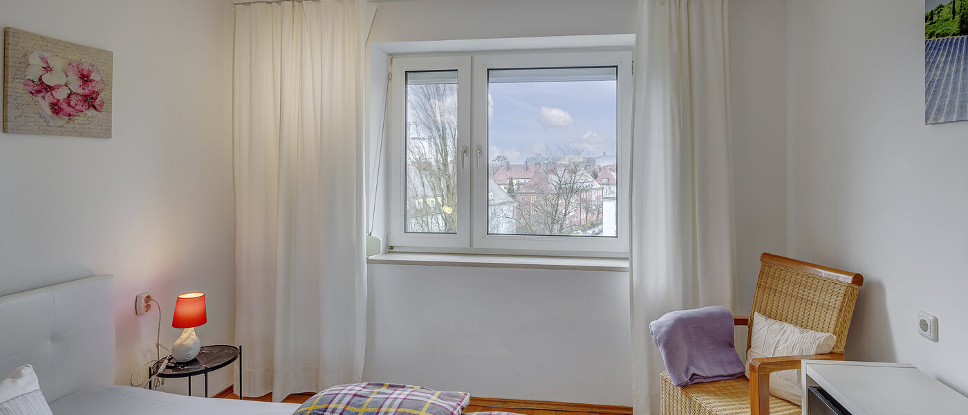 Płaski München Bogenhausen 02 2. sypialnia 8368