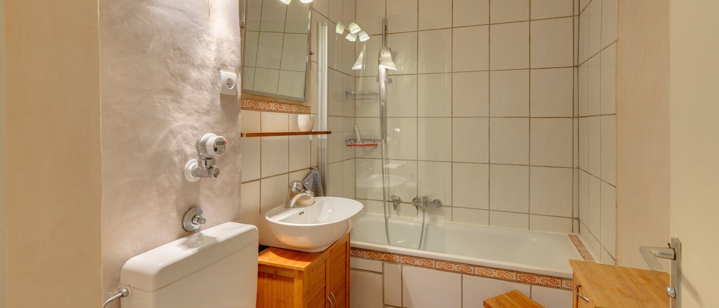 Plat München Englschalking 01 Baie 8399