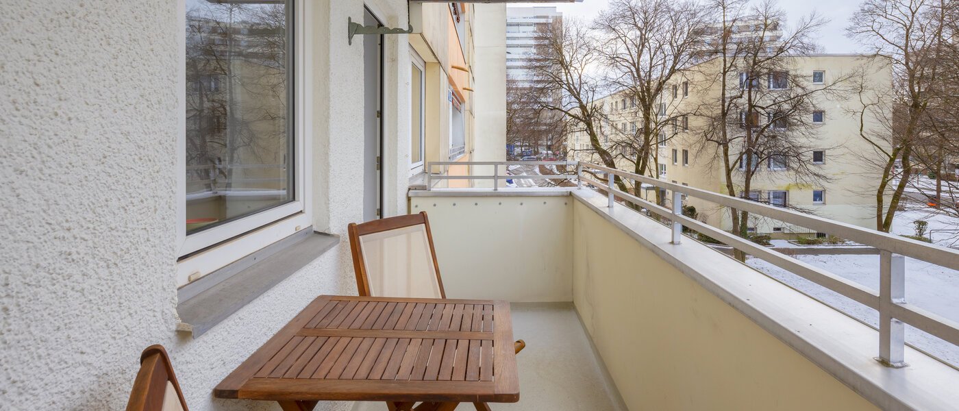 Plat München Englschalking 01 Balcon 8399