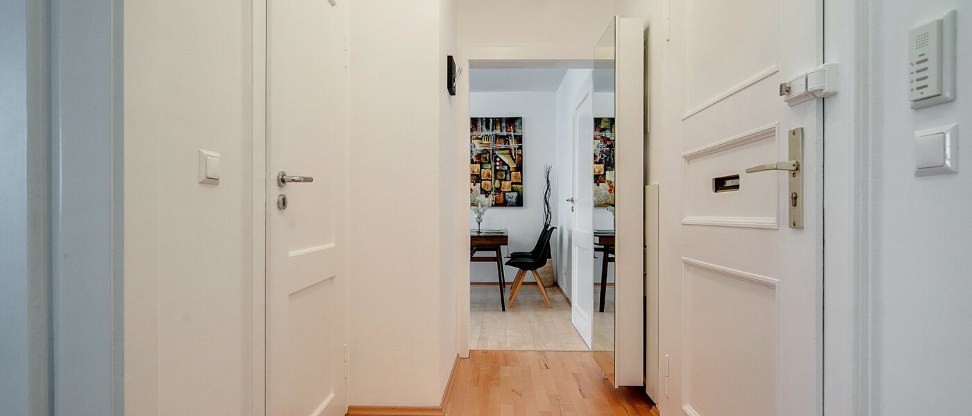 Lapos München Maxvorstadt - Universitätsviertel 01 Folyosó/folyosó 8499