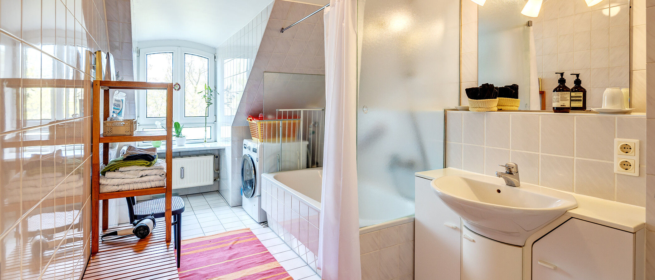 Zolder flat München Denning 01 Badkamer 8585