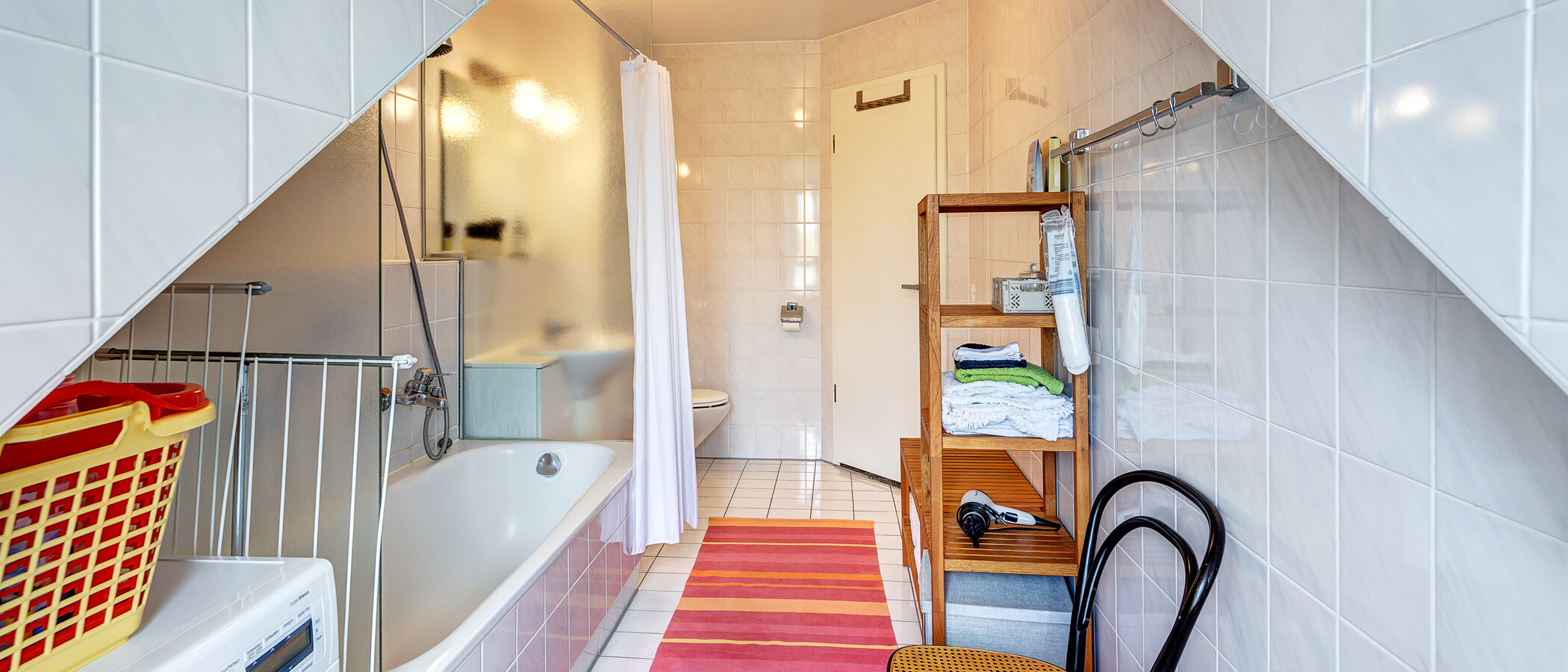 Zolder flat München Denning 02 Badkamer 8585