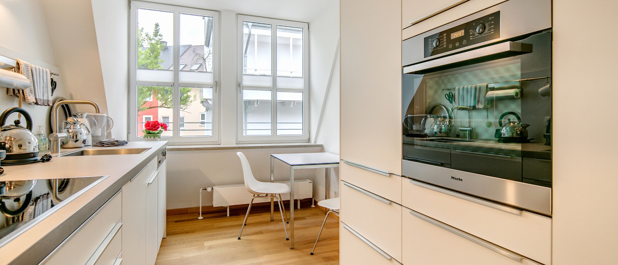 Flad München Neuhausen 02 Køkken 8591