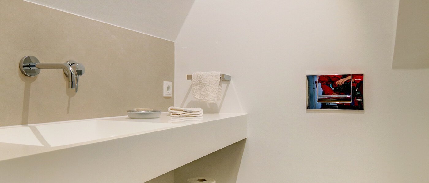 Плоский München Neuhausen 01 роздільний туалет 8591