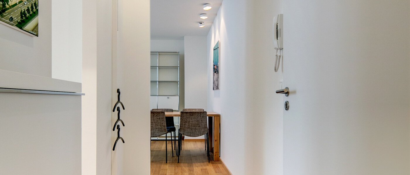 Плоский München Neuhausen 02 Коридор/передпокій 8591