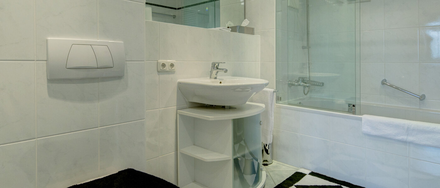 Галерия апартамент München Moosach 02 Баня 8607