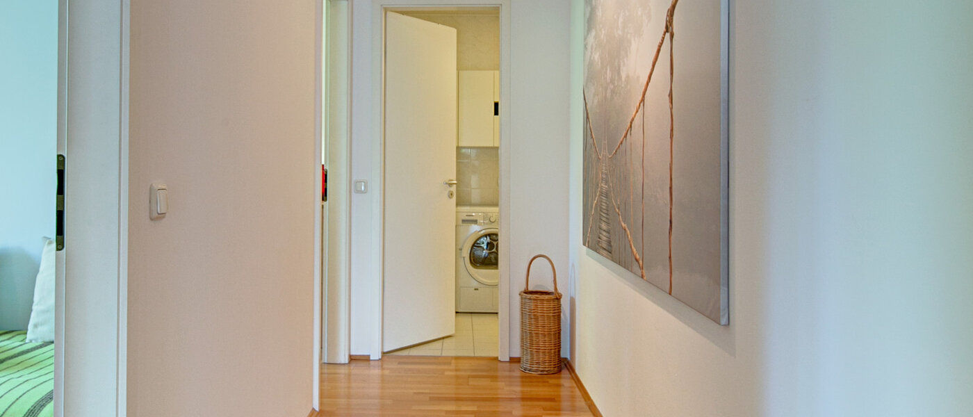 Flad München Maxvorstadt - Universitätsviertel 02 Korridor/gang 8629