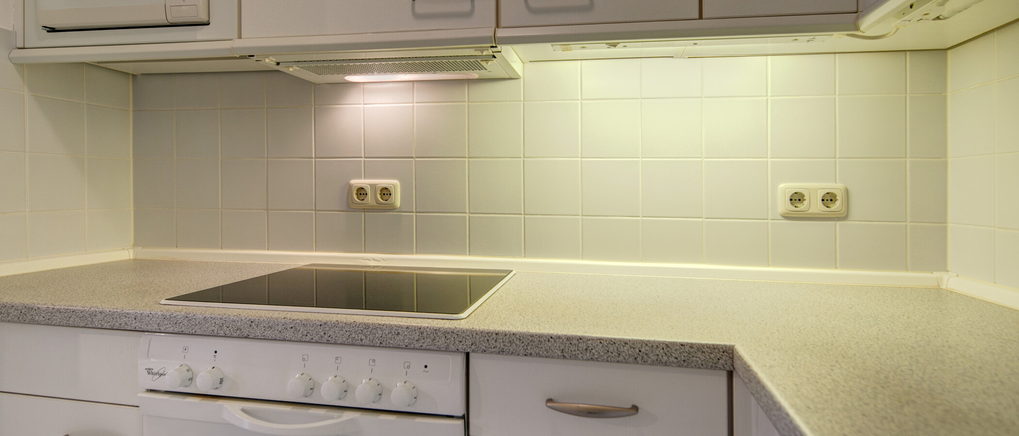 Tetőtéri lakás München Moosach 01 Konyha 8631