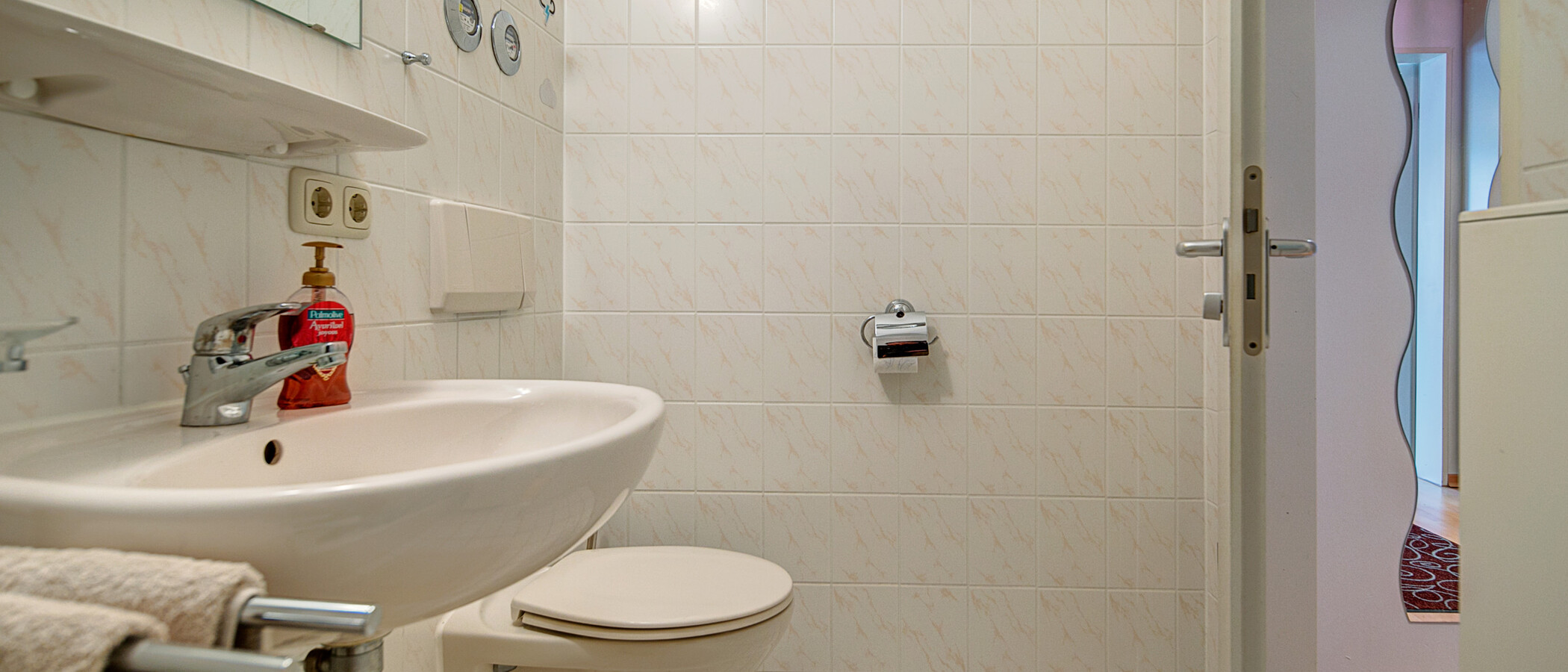 Tetőtéri lakás München Moosach 04 Fürdőszoba 8631