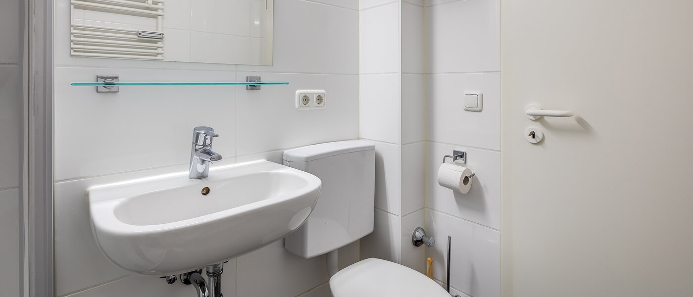 Ravna stran München Parkstadt Bogenhausen 02 Kopalnica 8635