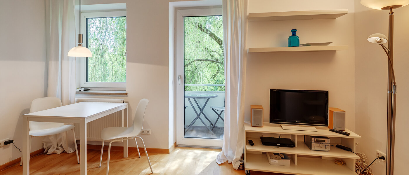 Ravna stran München Parkstadt Bogenhausen 02 Dnevni prostor 8635