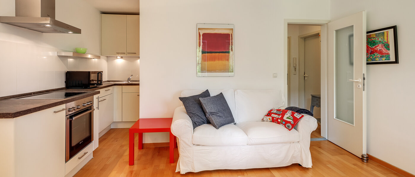 Ravna stran München Parkstadt Bogenhausen 04 Dnevni prostor 8635