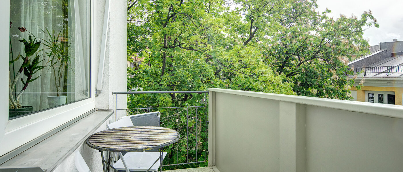 Lapos München Schwabing-West (rund um den Hohenzollernplatz) 01 Erkély 8662