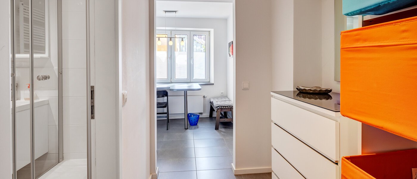 Ploché München Au-Haidhausen 03 Chodba/chodba 8758