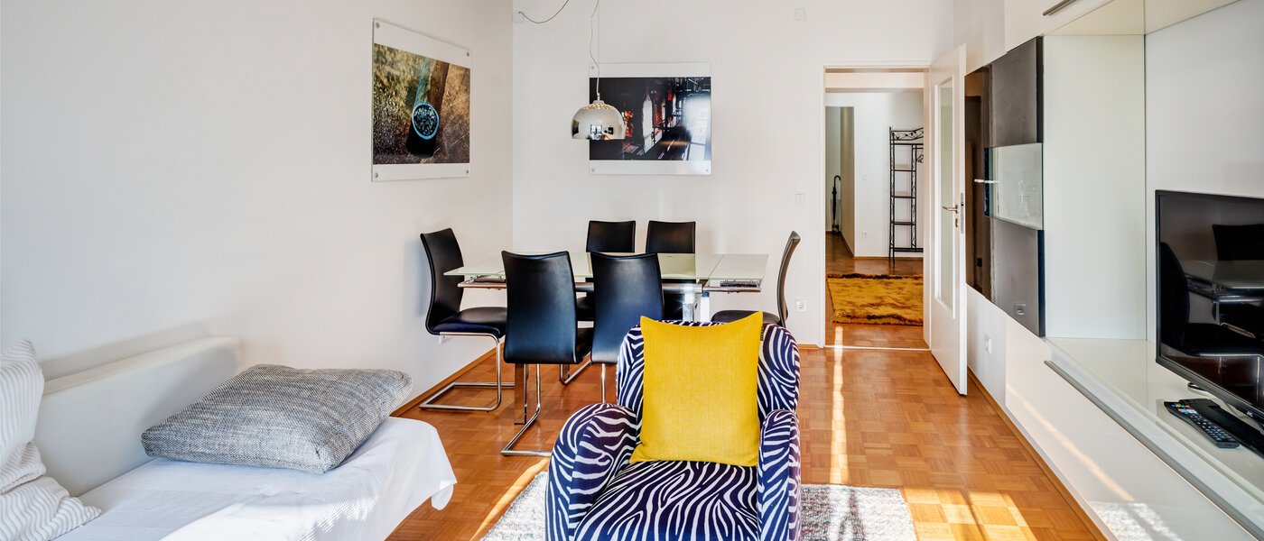 플랫 München Maxvorstadt 03 거실 8779