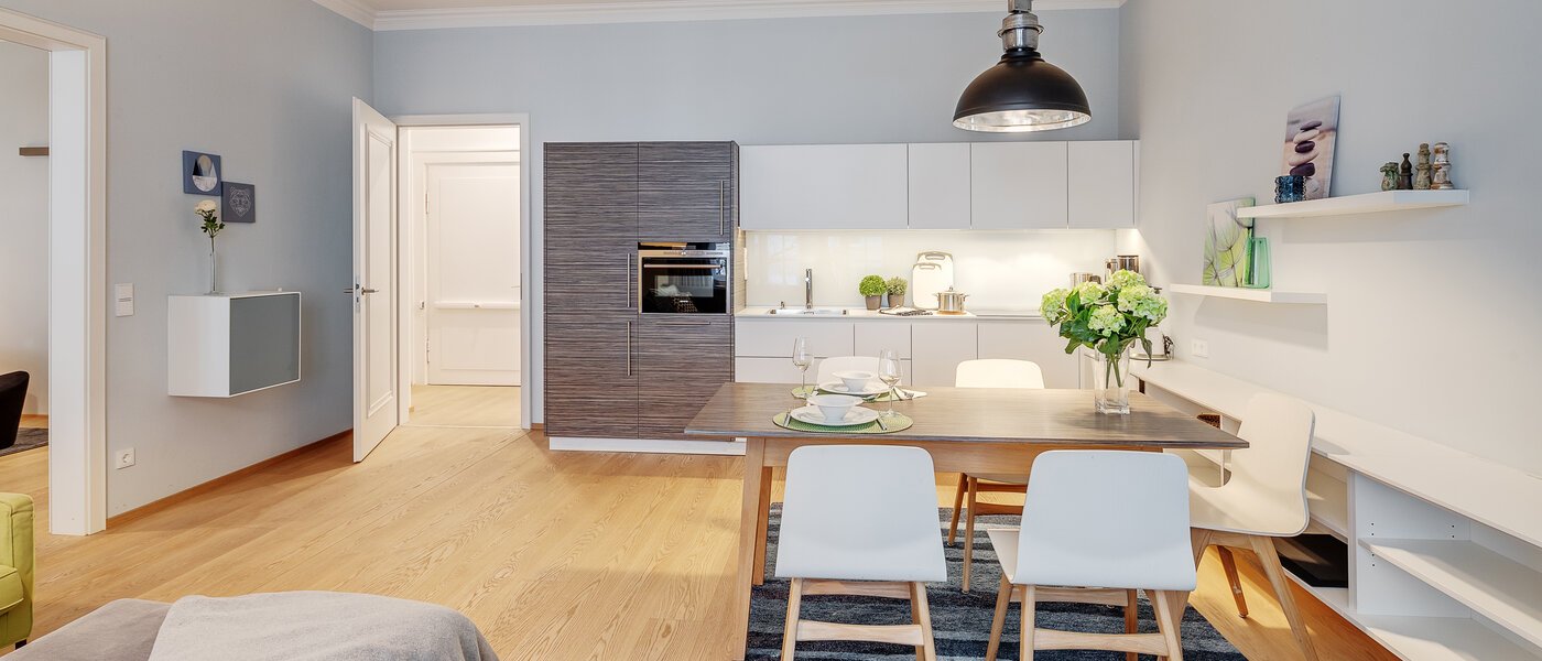 Ploché München Schwabing 03 Obývací prostor 8837